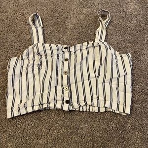 KENDALL & KYLIE crop top